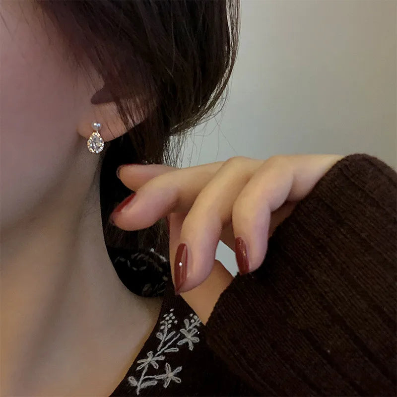 Brinco de Pérola com Pino em Prata Esterlina S925 Banhados a Ouro 14k